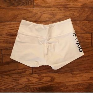 Fitaid White crossfit Shorts